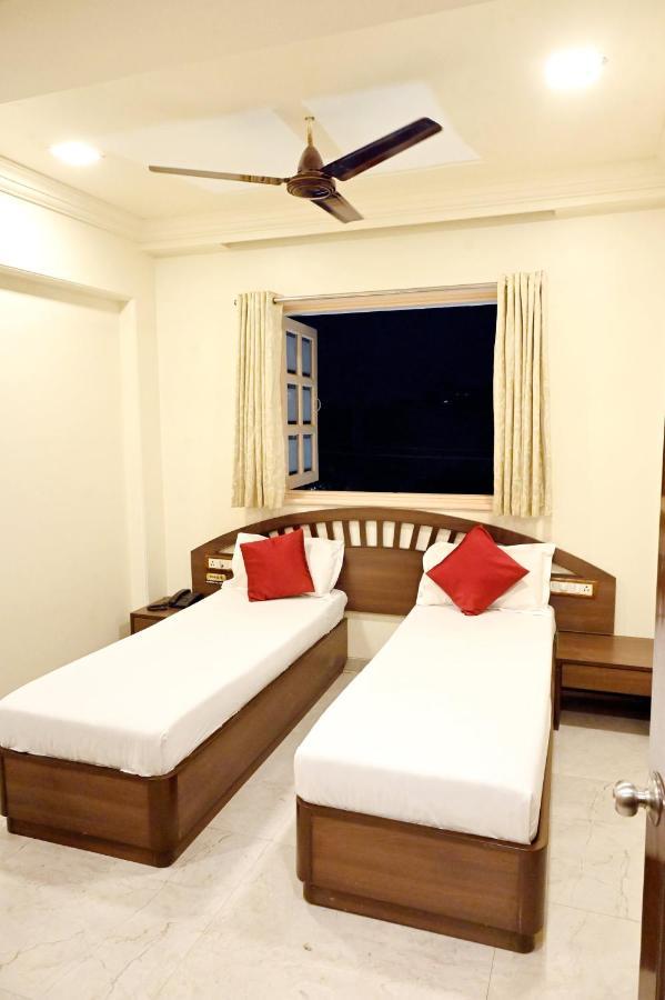 Hotel Sagar Kalyān Extérieur photo
