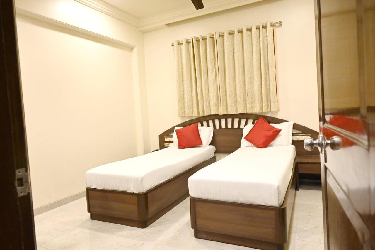Hotel Sagar Kalyān Extérieur photo