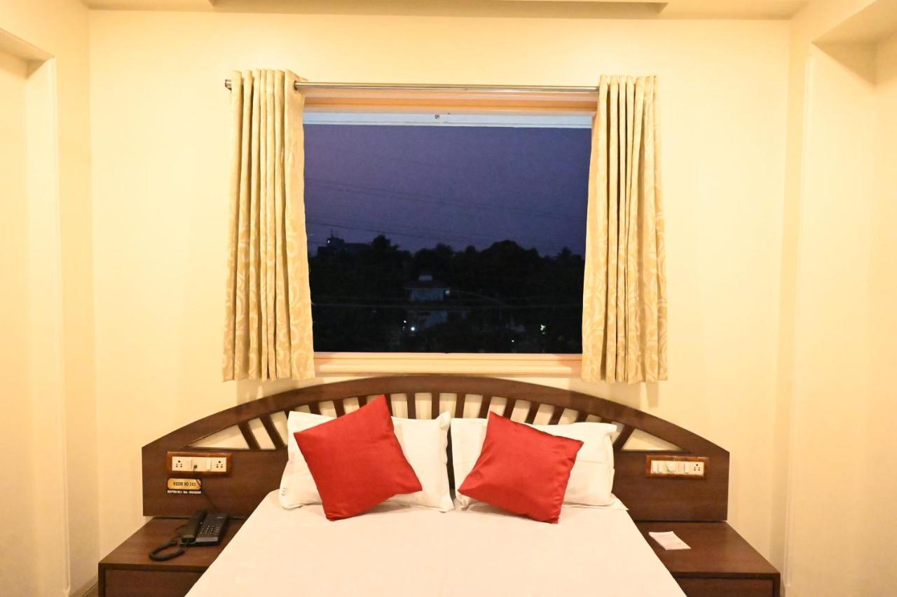 Hotel Sagar Kalyān Extérieur photo
